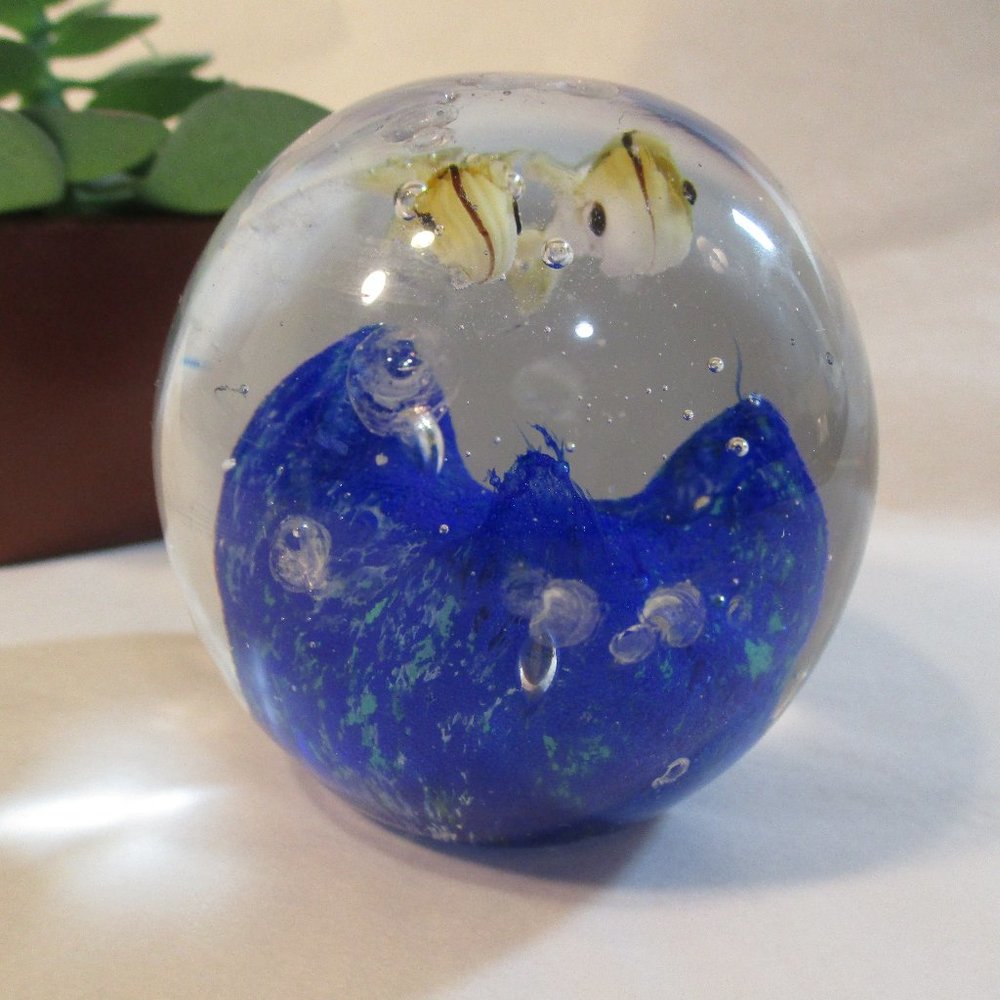 Vintage Two Fish Blue Wave and Bubbles in Round Art Glass Paperweight